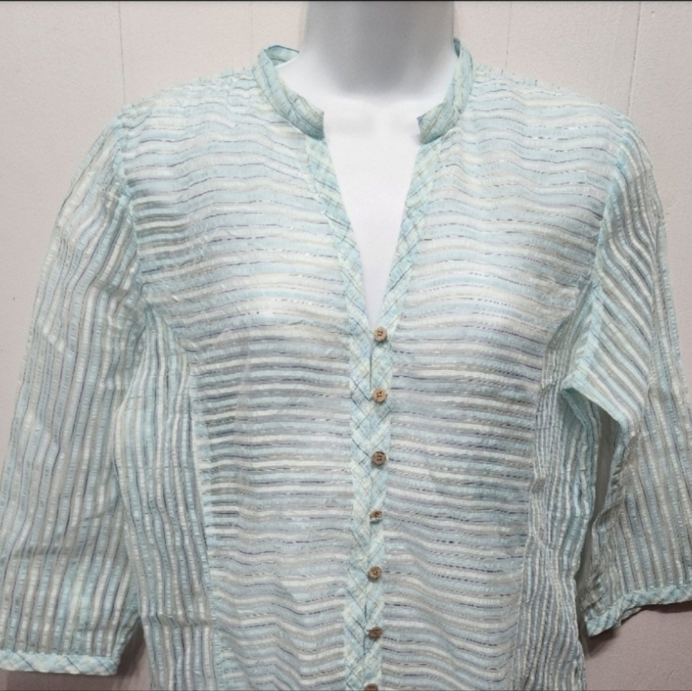 JH Collectibles Blouse Medium Button Front Striped Sheer Blue White Shiny B677